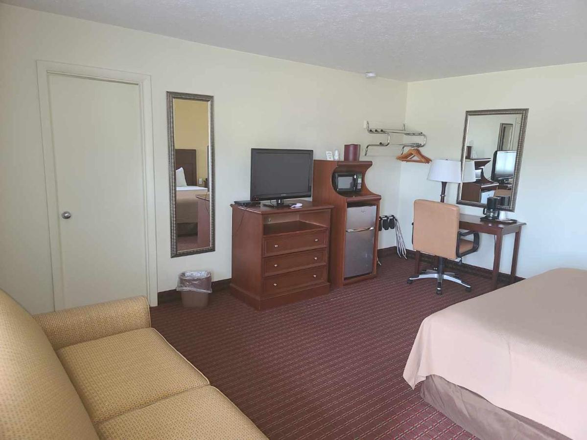 Budget Inn - Farmington Екстериор снимка