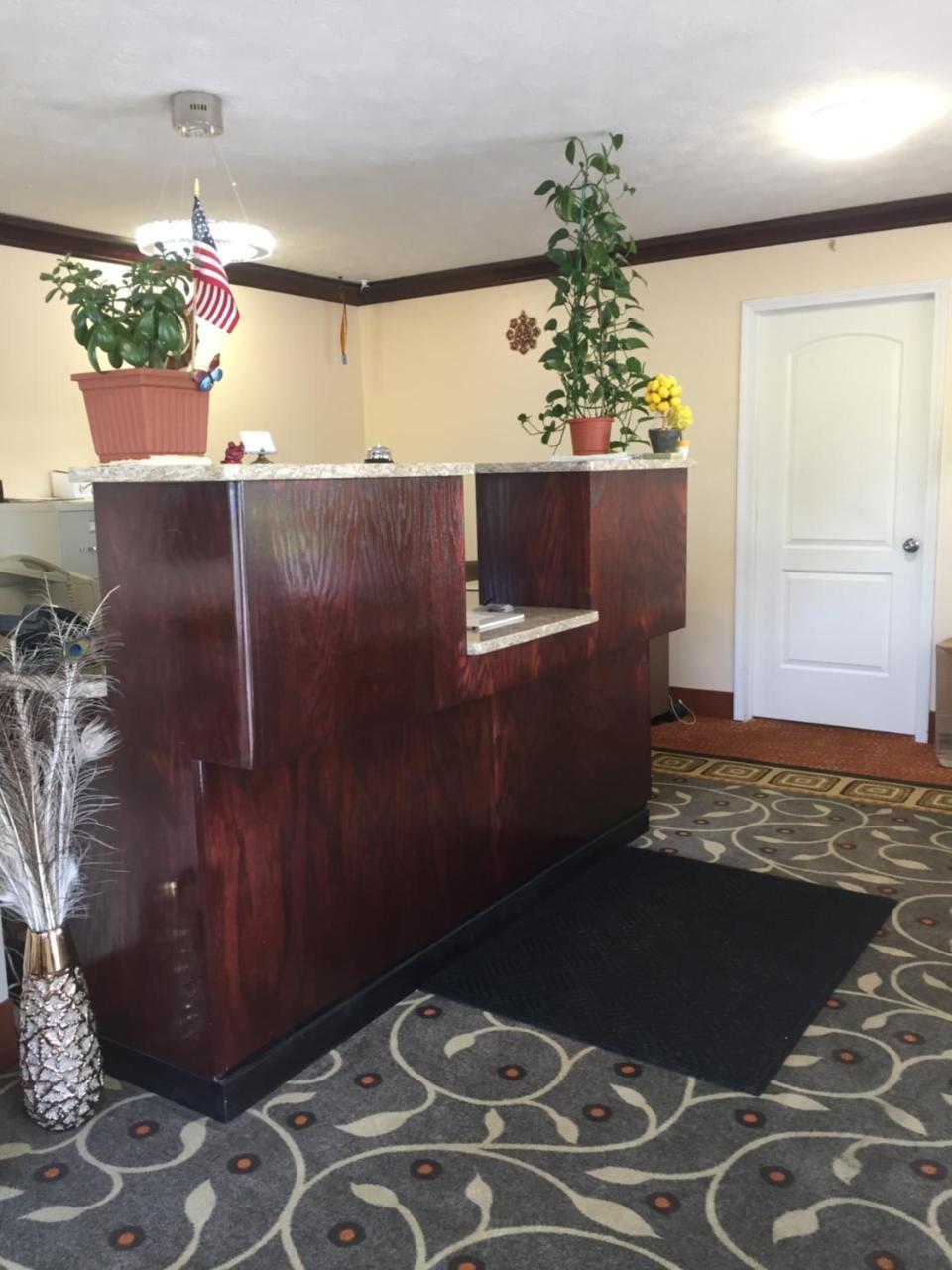 Budget Inn - Farmington Екстериор снимка
